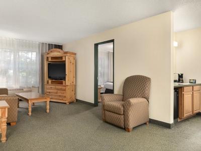 Hotel Country Inn & Suites by Radisson, Mason City, IA - Bild 5