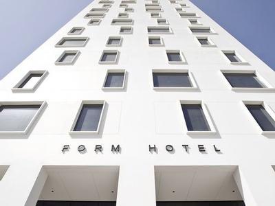 FORM Hotel Dubai - Bild 3