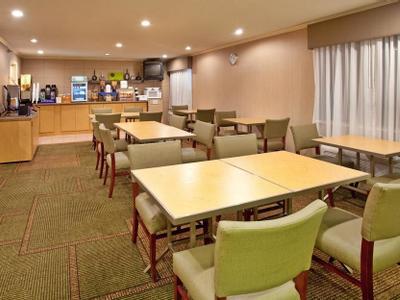 Hotel La Quinta Inn & Suites by Wyndham Des Moines West Clive - Bild 2