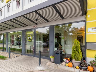 B&B HOTEL Ingolstadt-Ost - Bild 2