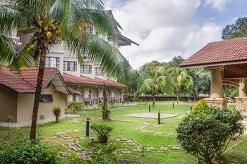 Hotel eRYAbySURIA Cherating - Bild 4