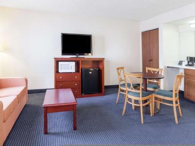 Hotel Days Inn by Wyndham Flagstaff I-40 - Bild 5