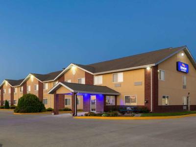 Hotel Baymont by Wyndham Fort Dodge - Bild 2