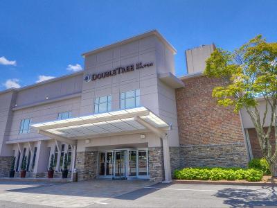 DoubleTree by Hilton Hotel Raleigh - Brownstone - University - Bild 2