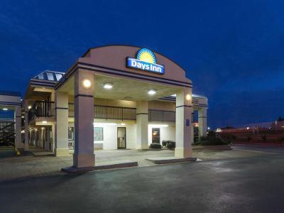 Hotel Days Inn by Wyndham Oklahoma City West - Bild 2