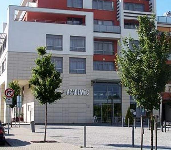 Hotel Academic & Congress Centre - Bild 1