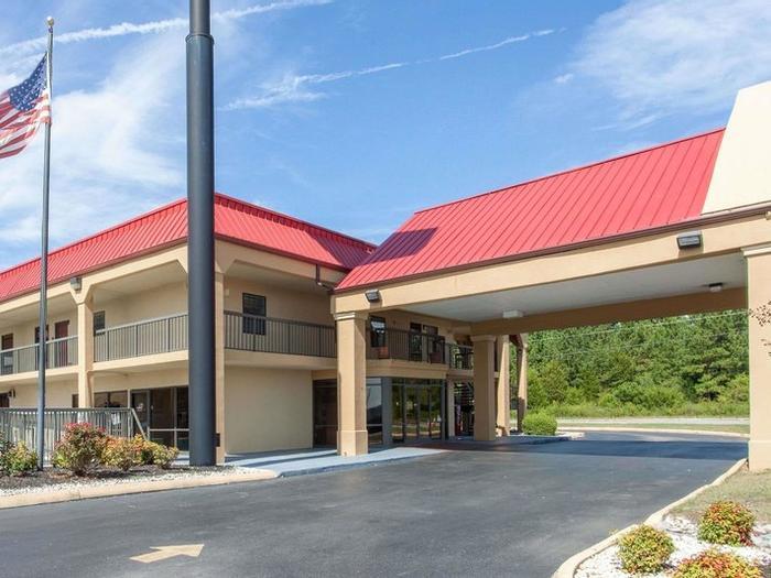 SureStay Hotel by Best Western Lenoir City - Bild 1