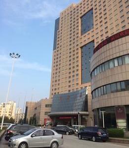 Hotel Fuxin Downtown Hmcc Gold - Bild 2