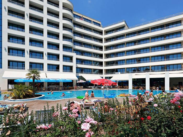 Hotel Four Points by Sheraton Sunny Beach - Bild 1