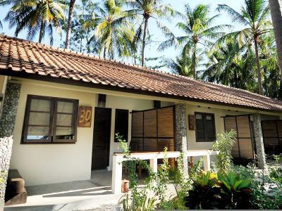 Hotel Cocotinos Sekotong Beach Resort - Bild 5