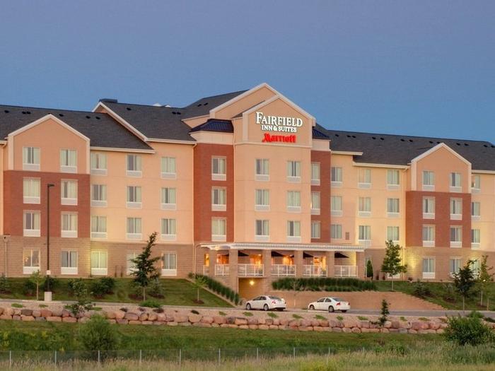 Hotel Fairfield Inn & Suites by Marriott Madison East - Bild 1