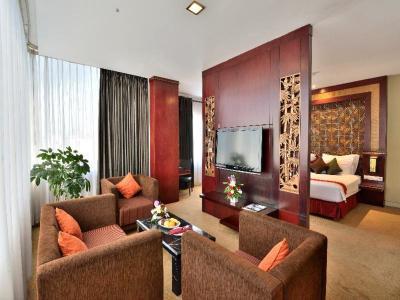 Hotel Gino Feruci Kebonjati Bandung - Bild 2