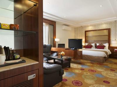 Hotel Ramada by Wyndham Ahmedabad - Bild 3