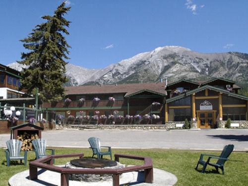 Hotel Rundle Mountain Lodge - Bild 1