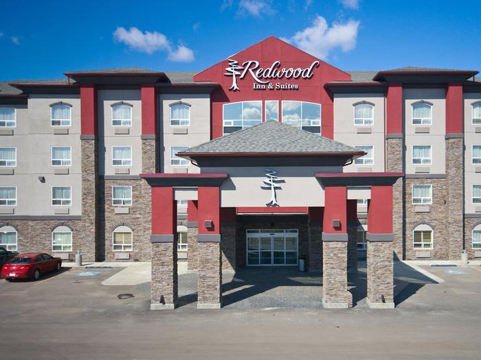 Hotel Redwood Inn & Suites - Bild 1
