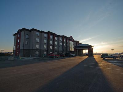 Hotel Redwood Inn & Suites - Bild 2
