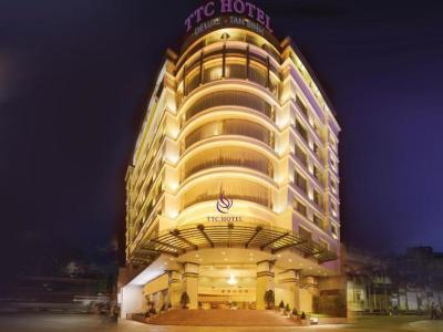 TTC Hotel Deluxe Tan Binh - Bild 3