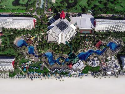 Hotel The Pyramid Cancun - Bild 5