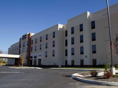 Hotel Hampton Inn & Suites Harrisburg/North - Bild 2