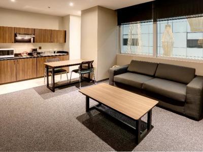 Hotel City Express Suites by Marriott Santa Fe - Bild 4