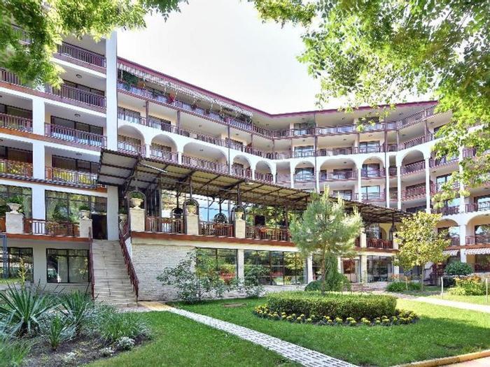 Hotel Estreya Residence - Bild 1