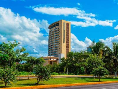 Krystal Urban Hotels Cancun Centro - Bild 2
