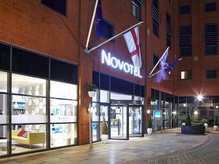 Hotel Novotel Manchester Centre - Bild 1