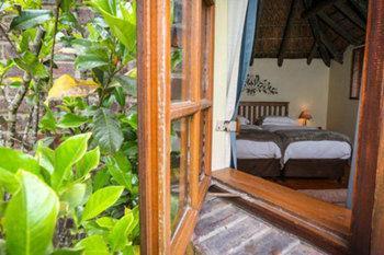 Hotel Coral Tree Cottages - Bild 5