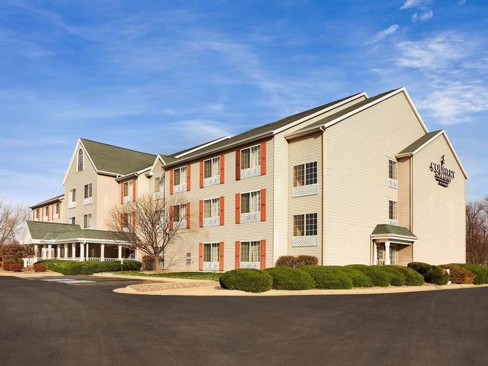 Hotel Country Inn & Suites by Radisson, Clinton, IA - Bild 1