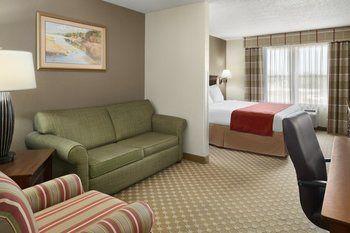 Hotel Elyria Inn & Suites - Bild 2