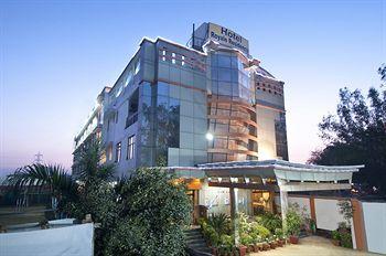 Hotel Royal Sarovar Portico Agra - Bild 1