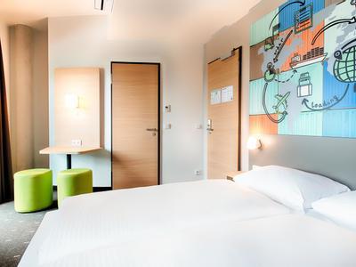 B&B HOTEL Stuttgart-Neckarhafen - Bild 4